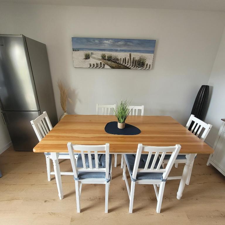 FeWo Anna nähe Schwetzingen-Hockenheim 3 Zimmer mit Balkon - Three-Bedroom Apartment