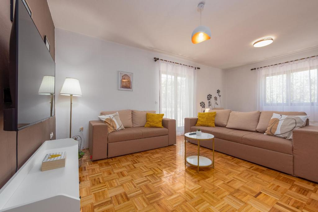 Posedenie v ubytovaní Villa Pine ZadarVillas
