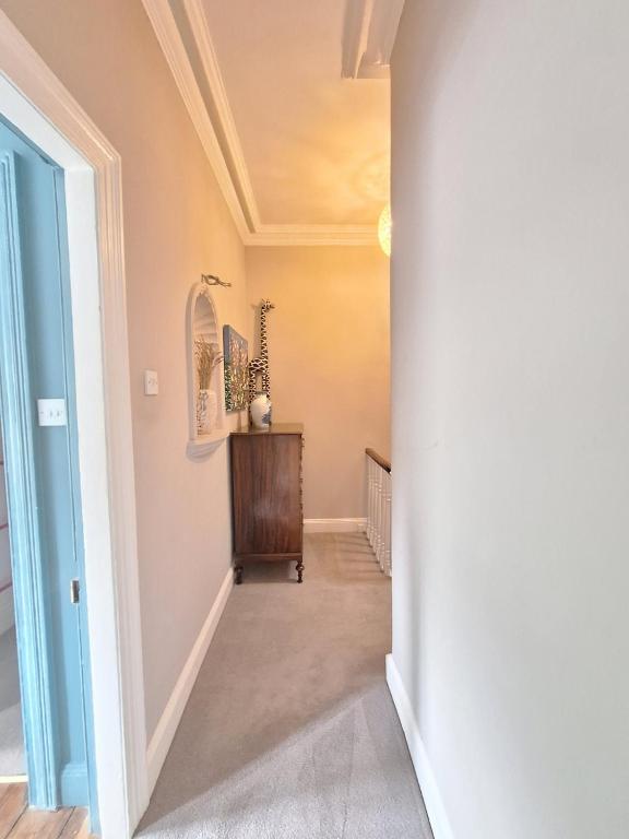 Fotografie z fotogalerie ubytování Elegant Seaside 3 BR Home v destinaci Blackrock