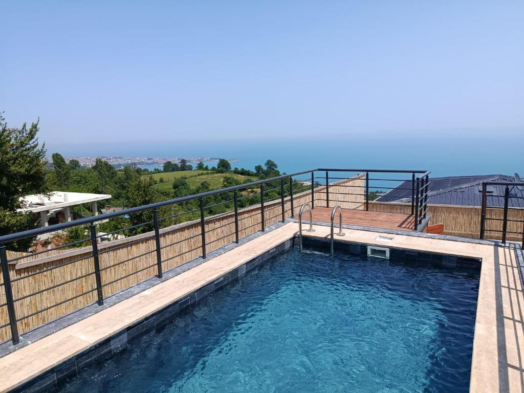 Cihan Bungalows - Family Room
