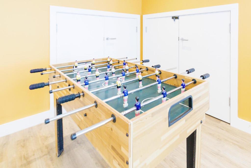 Fotografie z fotogalerie ubytování City Centre, Sleeps 7, Stunning Views & Parking, Interconnected Rooms LONG STAY WORK CONTRACTOR LEISURE, DIAMOND PENTHOUSE v destinaci Chesterton