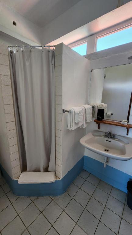 Koupelna v ubytování OEManagement Rooms