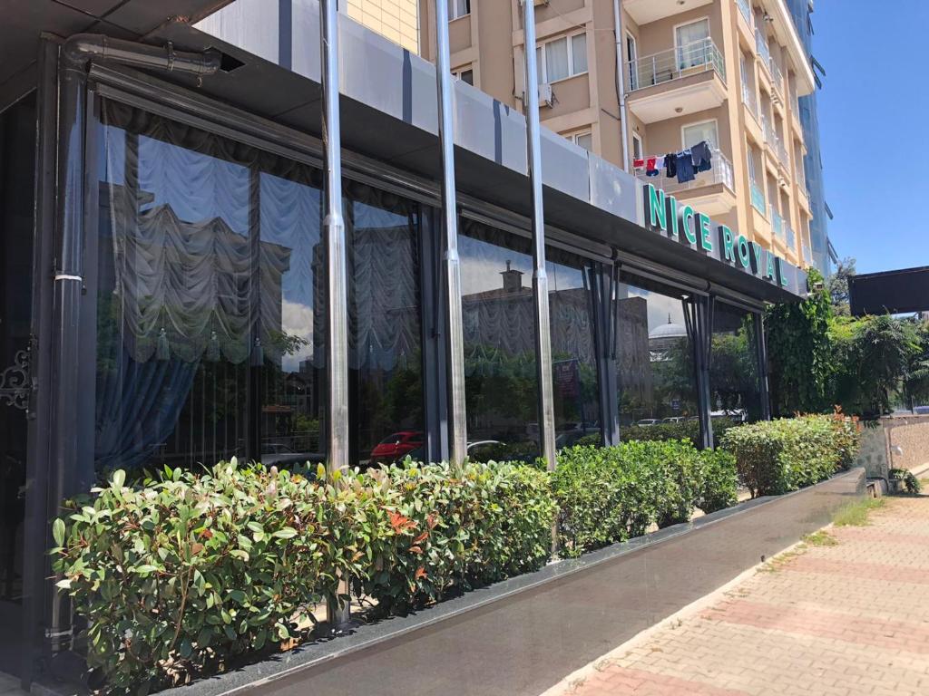 Budova, kde se hotel nachází