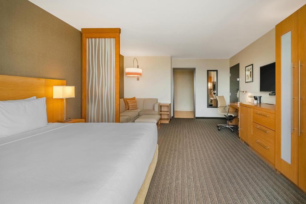 Hyatt Place Los Cabos