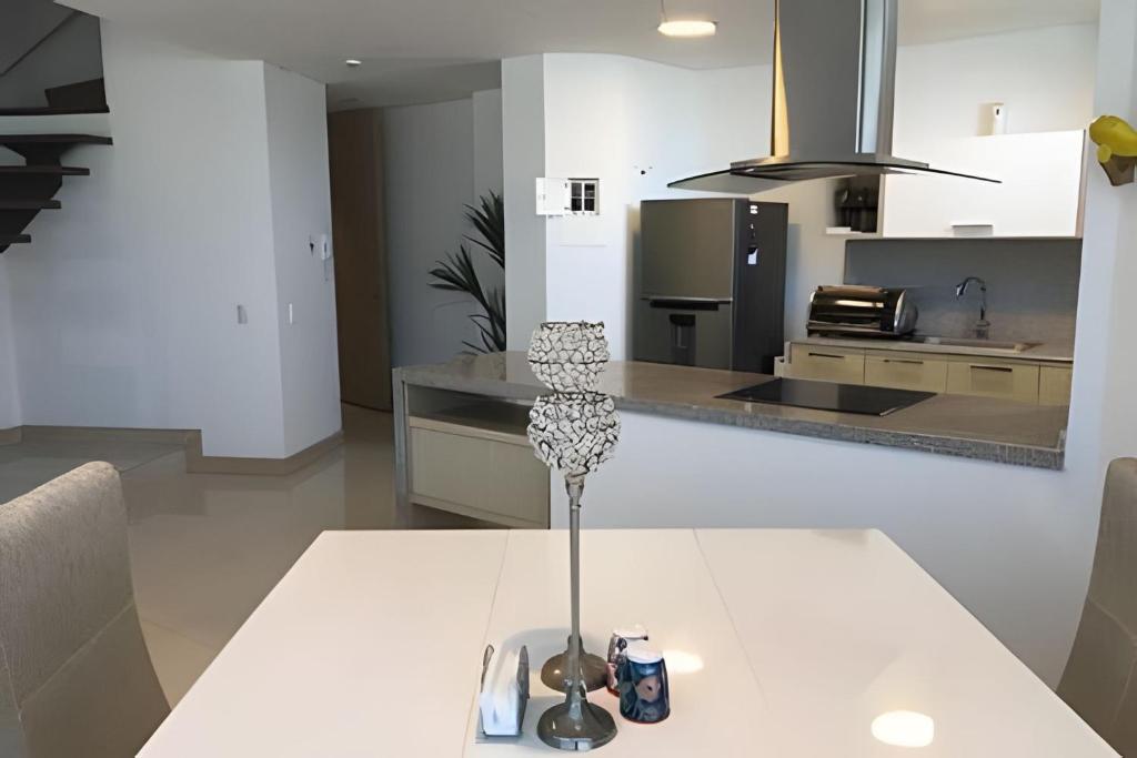 Kuchyň nebo kuchyňský kout v ubytování Apartamento en Bluegardens 1405