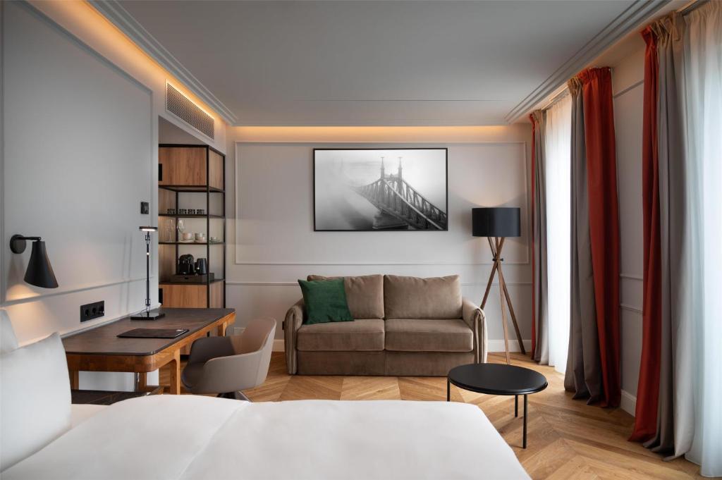 Posezení v ubytování Radisson Collection Hotel, Basilica Budapest