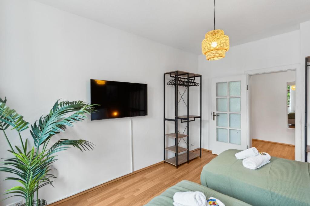 TV/Unterhaltungsangebot in der Unterkunft KERA STAY - Apartments Merseburg