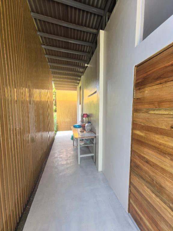 Fotografie z fotogalerie ubytování Concrete house v destinaci Supa
