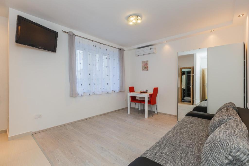 Apartments Kalpić