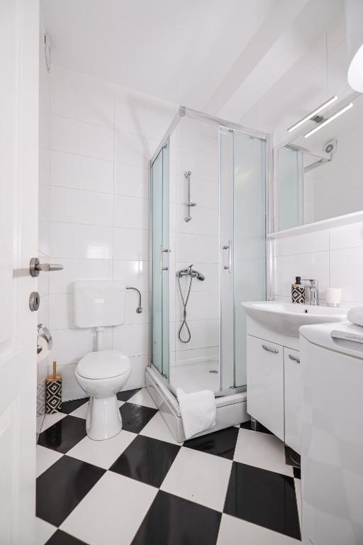 Pavle's Apartment - 12