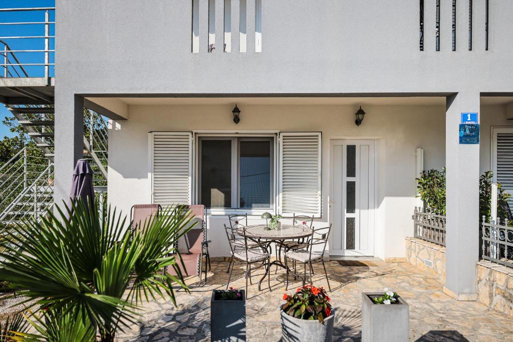 Pavle's Apartment - 10