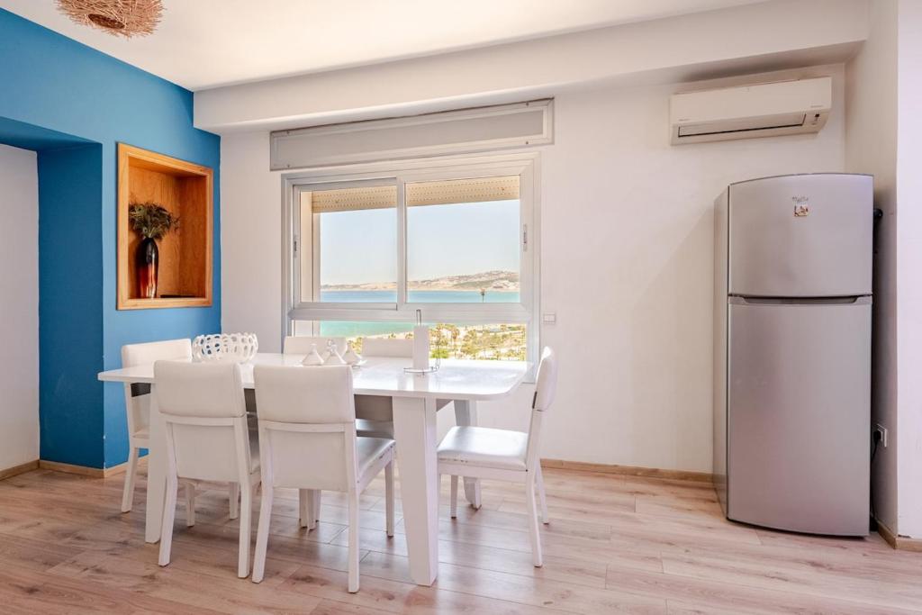 Fotografie z fotogalerie ubytování Bel appartement front mer Tanger v destinaci Tanger