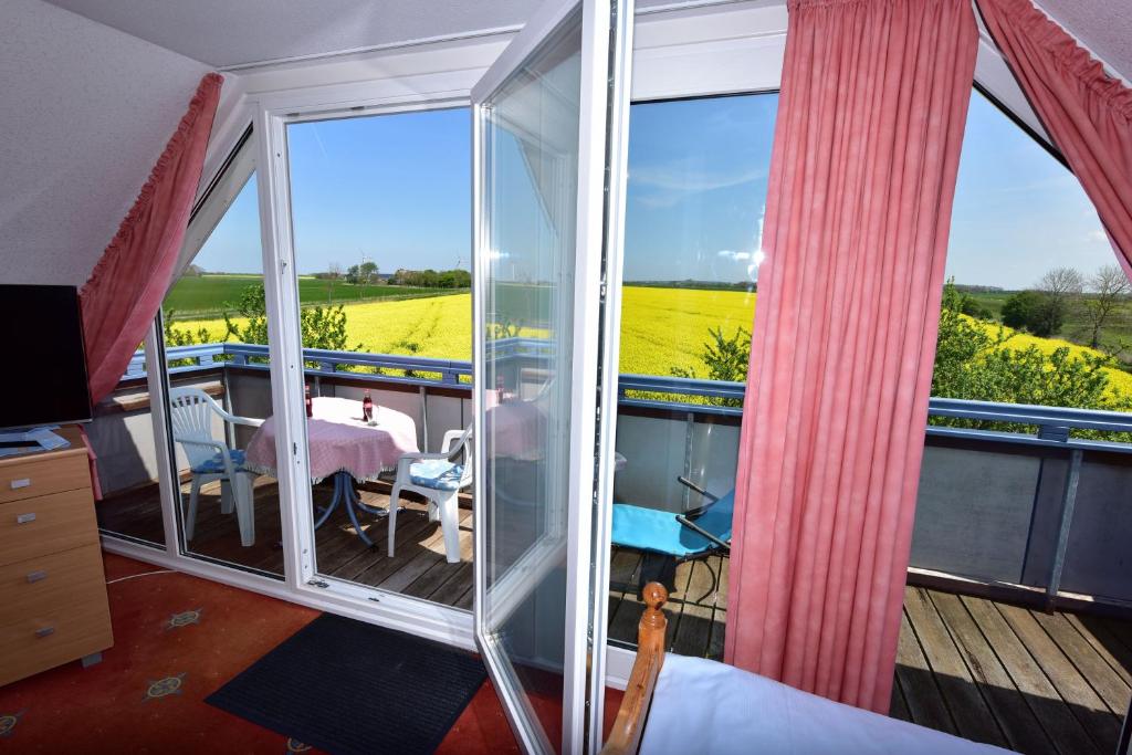 Balkón nebo terasa v ubytování Hotel-England