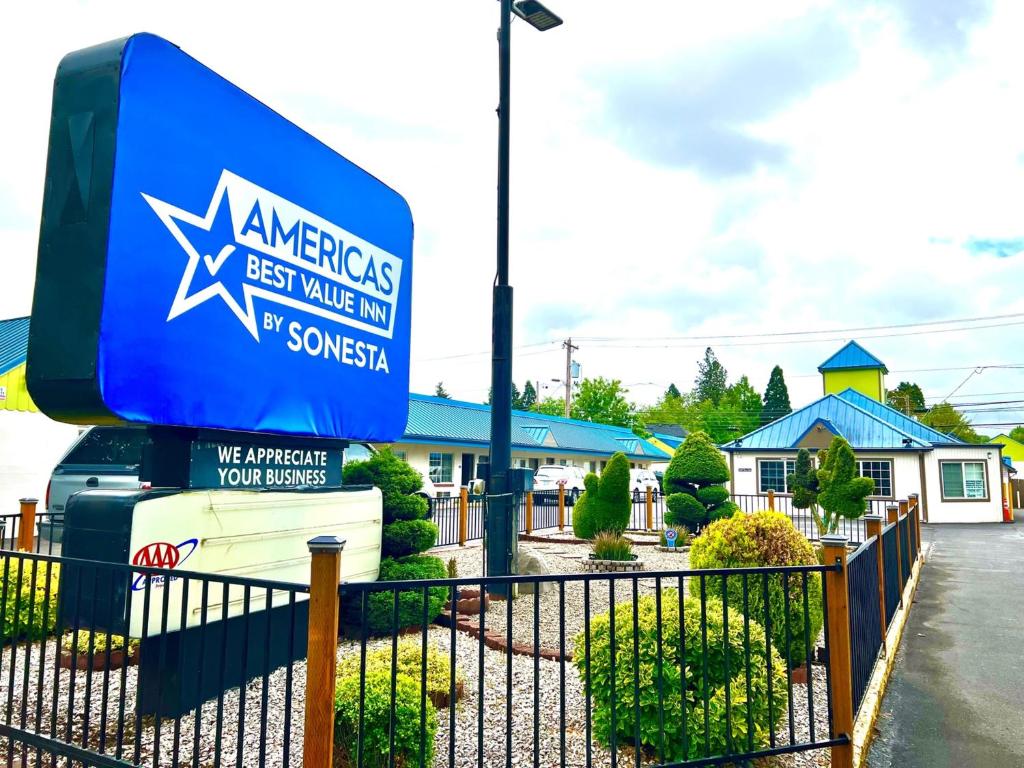 Certifikát, hodnocení, plakát nebo jiný dokument vystavený v ubytování Americas Best Value Inn Eugene