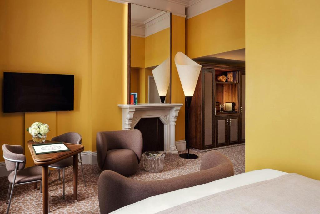 St Pancras London, Autograph Collection - Resim 24