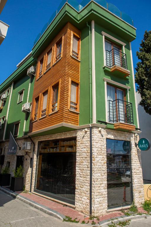 Budova, kde se hotel nachází