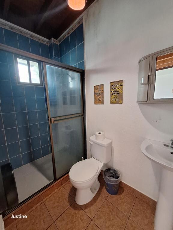 Koupelna v ubytování Cabañas Blue