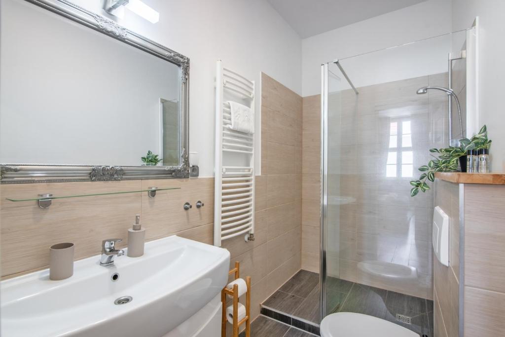 Black Swan House, Old Town - Resim 5