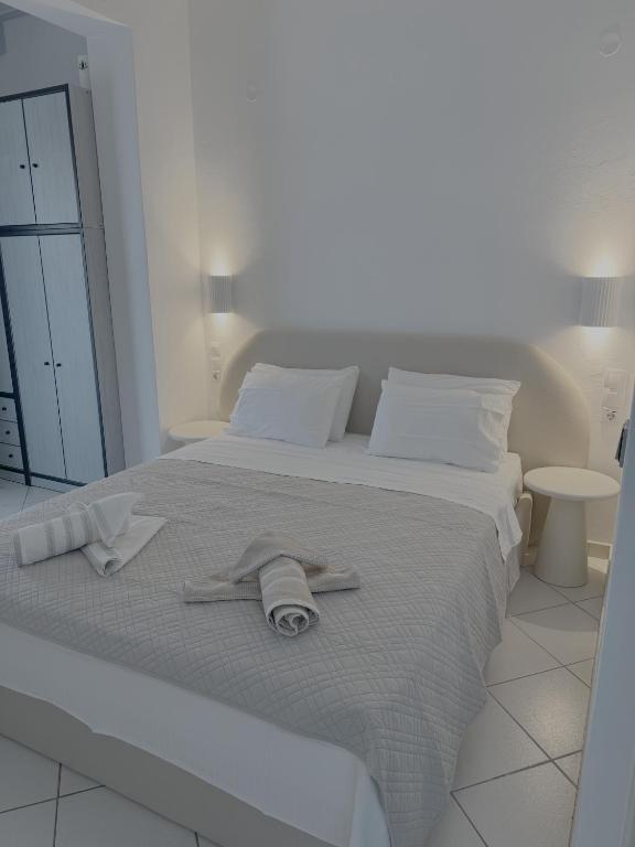 Dolphin Apartments 1 - 1