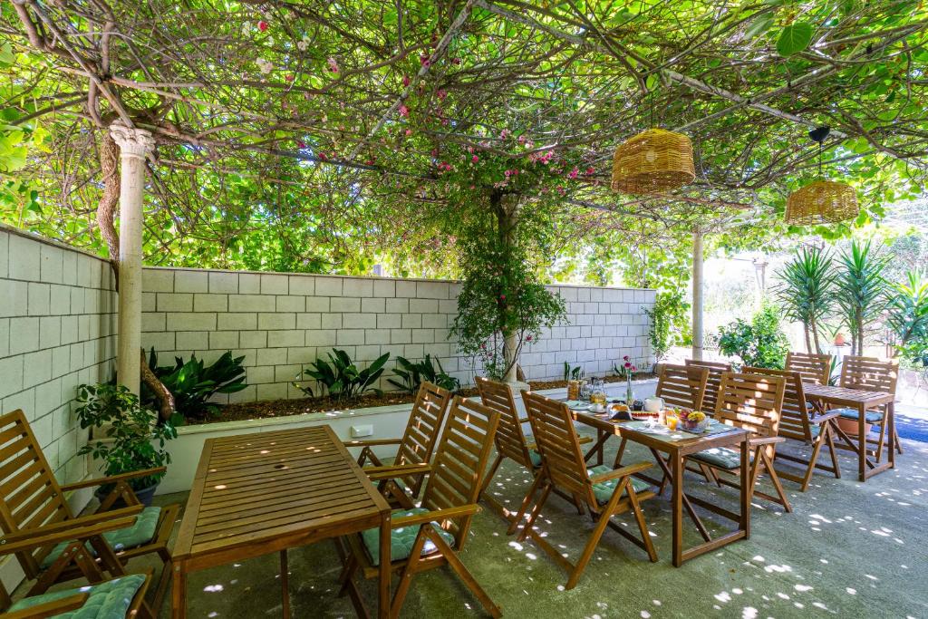 Francesca Guesthouse & Vardia Winery - 4