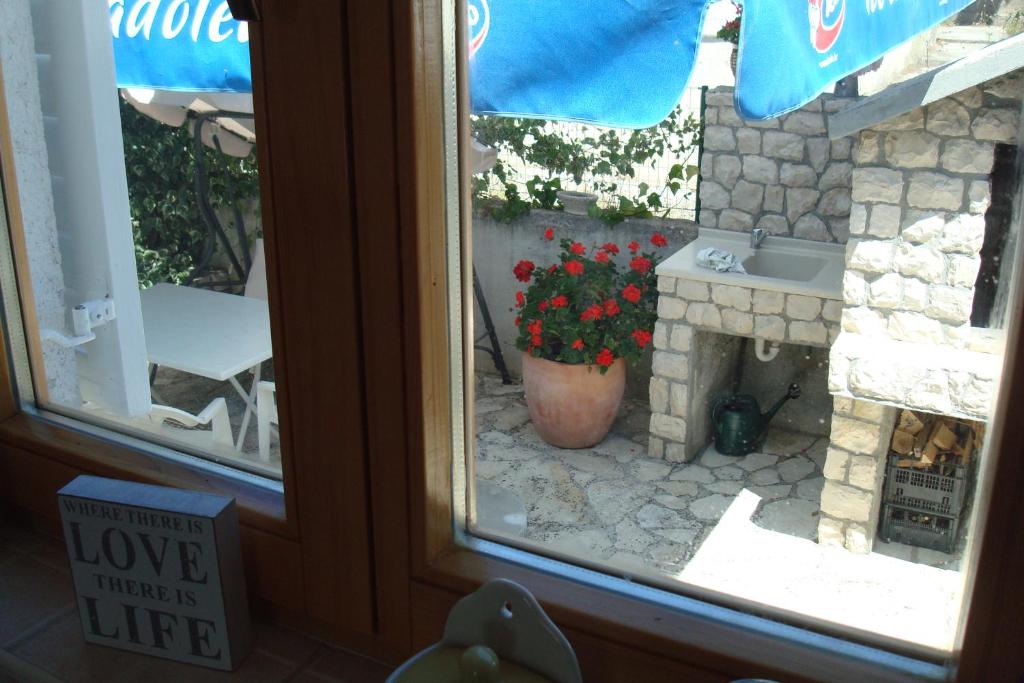 Patio alebo iná vonkajšia časť ubytovania Diva Punta Skala