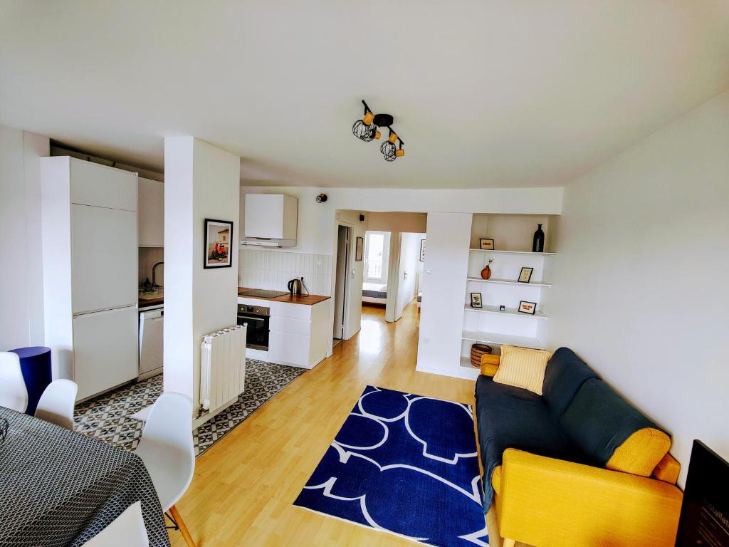 Photo de la galerie de l'établissement Cozy 4 bedroom apartment in Puteaux Paris la Défense, à Puteaux