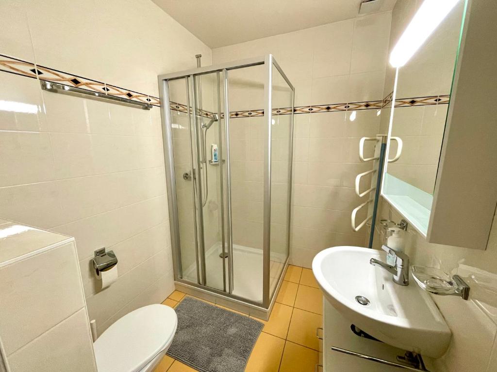 7 min walking from Lausanne gare - Resim 4