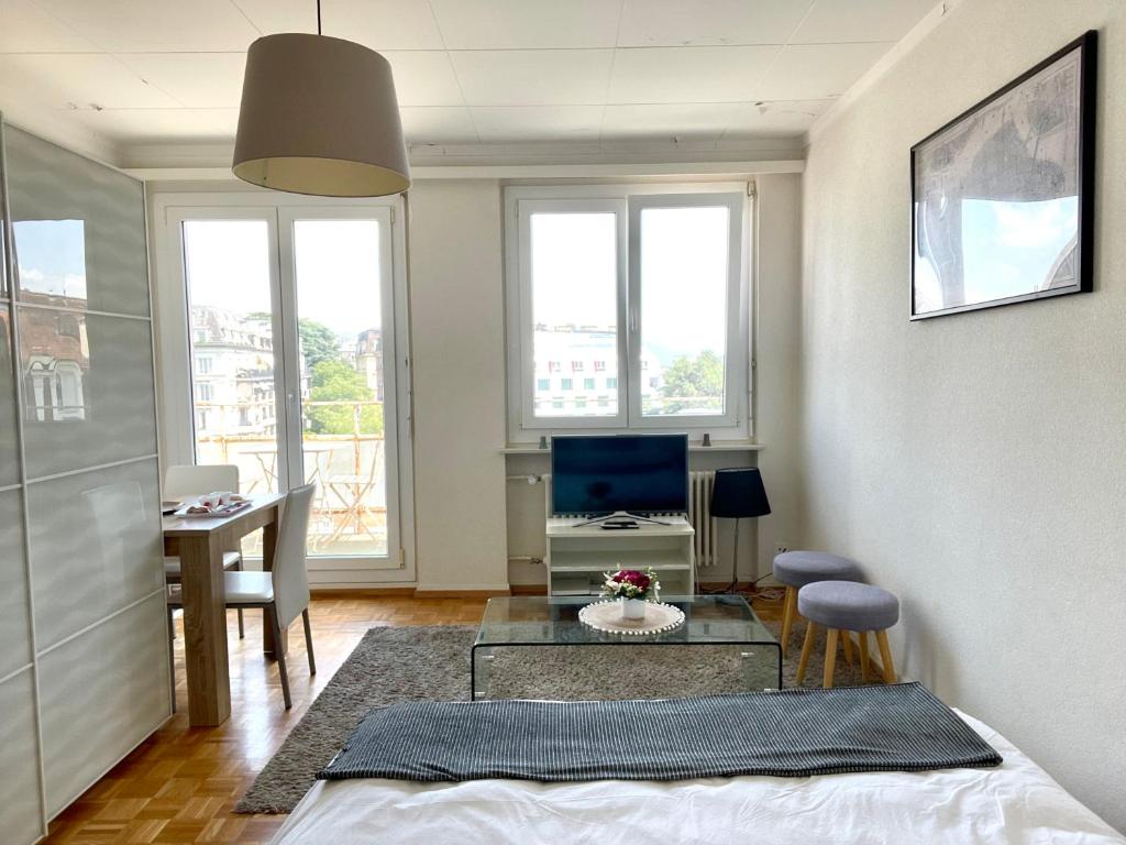 Beautiful studio 2 minutes from Lausanne Train Station - Resim 5