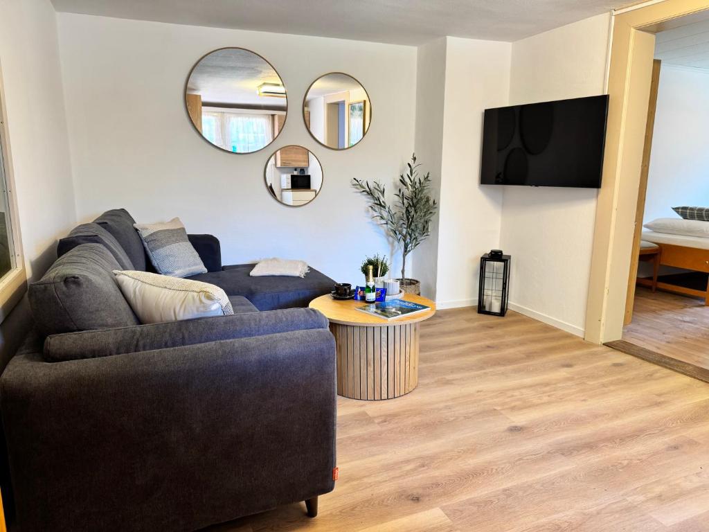 River 4-Kissed Retreat with Iconic Jungfraujoch View - Resim 14