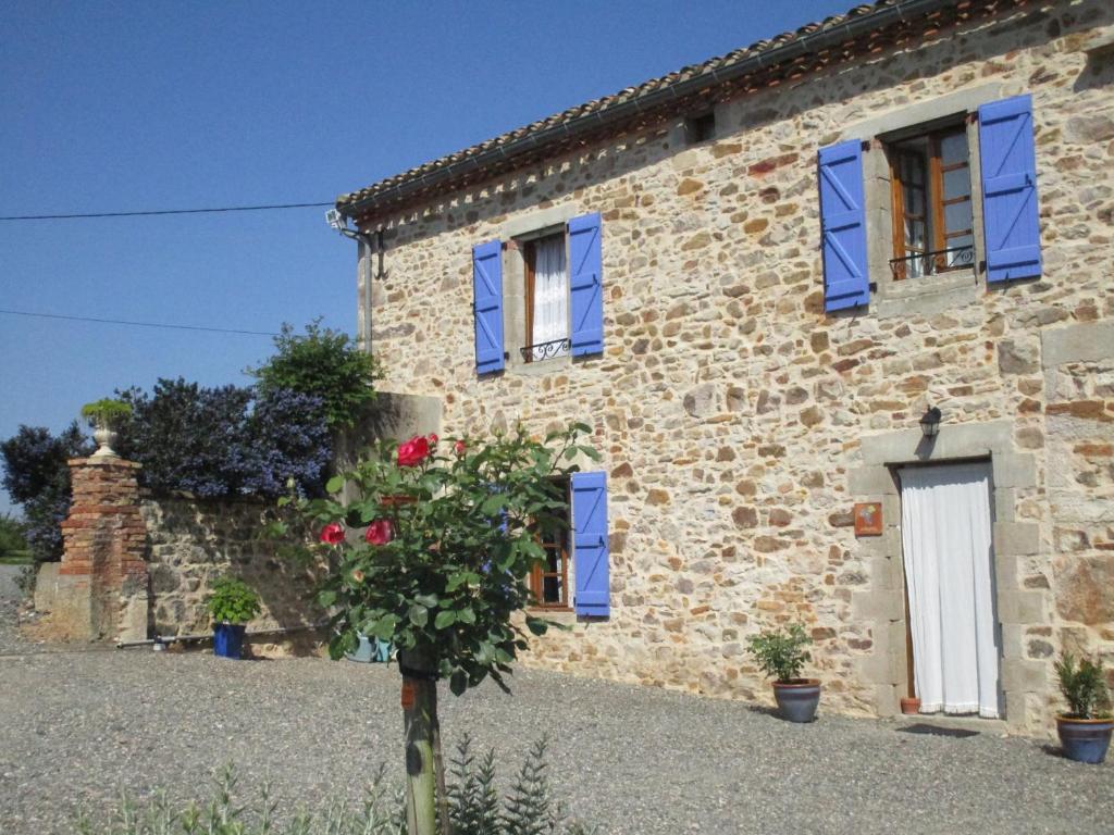 Gîtes & Chambres d'hôtes Peyrecout - Maison De Deux Chambres