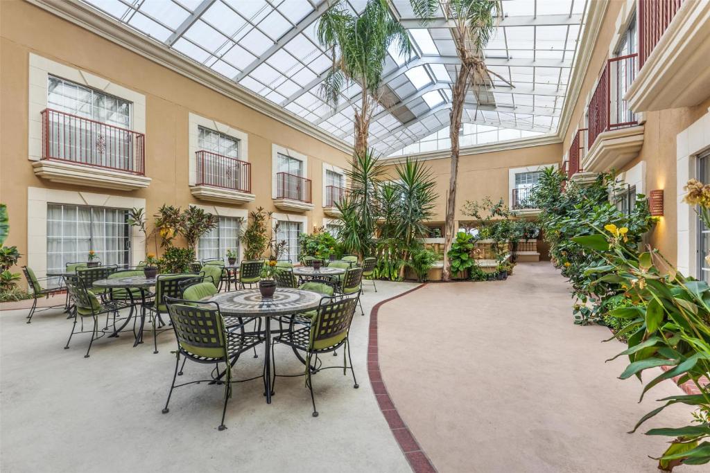 Zahrada ubytování Best Western Plus Atrium Inn