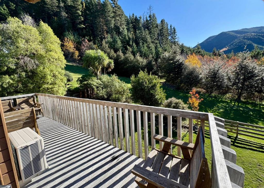 22 Acheron Heights - Resim 14