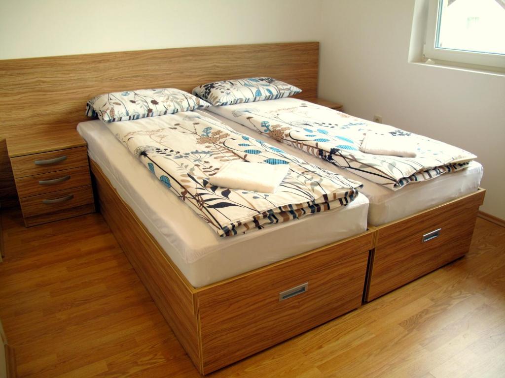 B&B By The Way - Çift Kişilik Veya İki Yataklı Oda - Banyolu