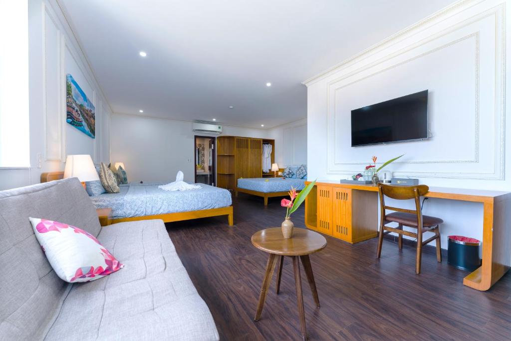 Suite Gia Đình