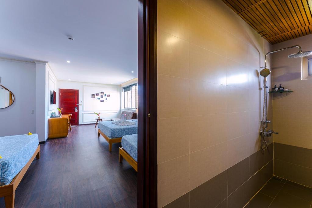 Suite Gia Đình