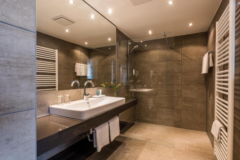 Hotel Säntis - Resim 4