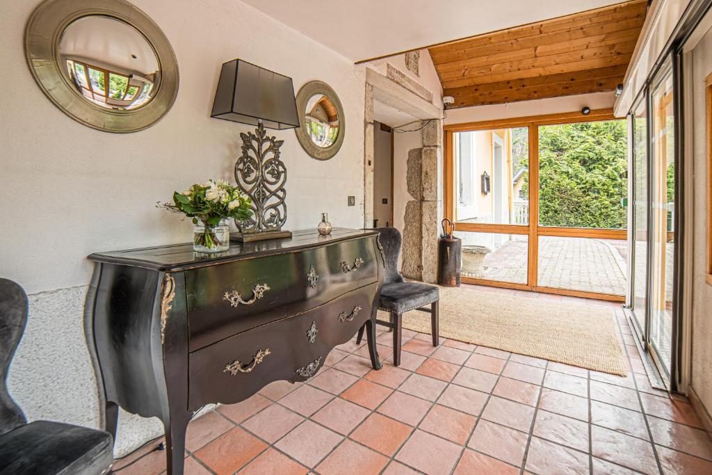 Posezení v ubytování Hôtel Le Belvédère