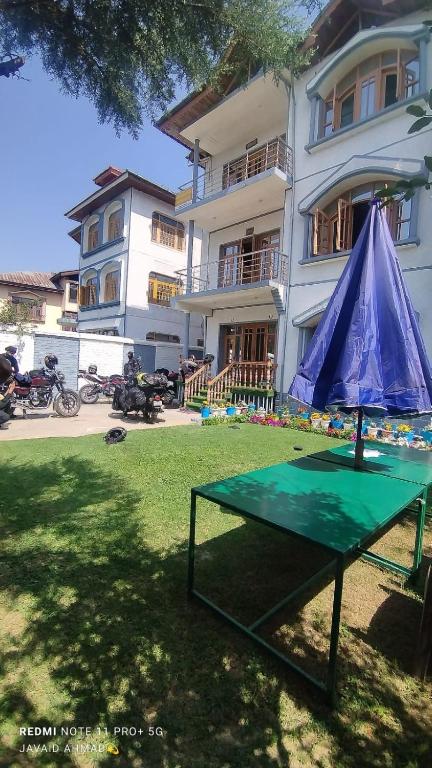 Budova, kde se hostel nachází