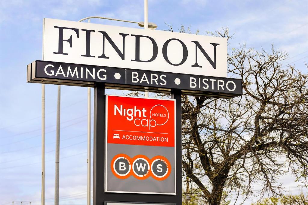 Nightcap at Findon Hotel - Resim 12
