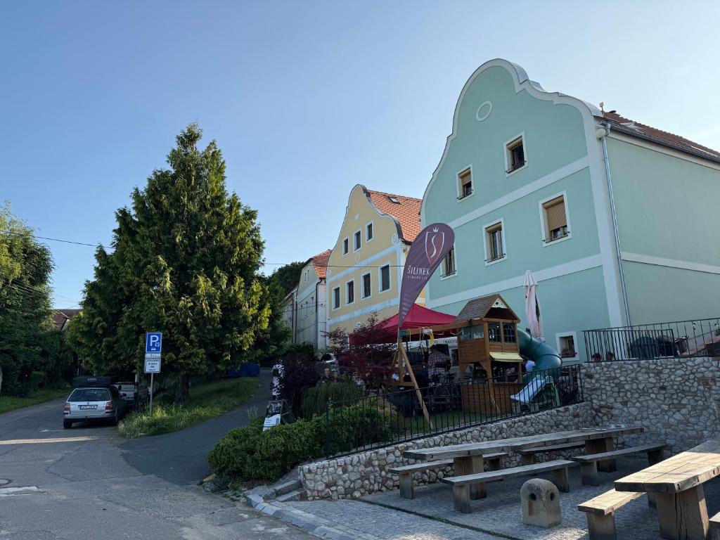 Budova, kde se apartmán nachází