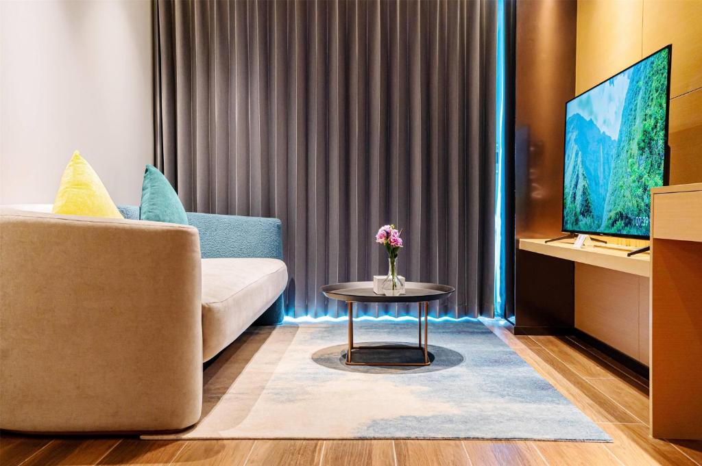 
One-Bedroom Suite with City View
