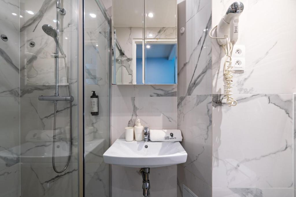 Kúpeľňa v ubytovaní Twoje Miejsce przy Plaży - Parkowa 33A2 by Lion Apartments Sopot