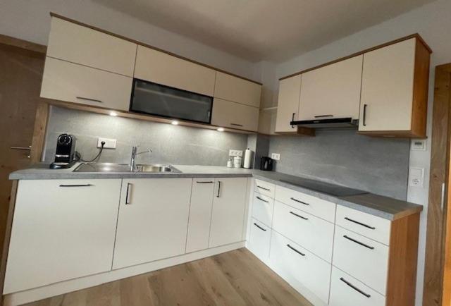 Kuchyň nebo kuchyňský kout v ubytování Ferienhaus Meisterl