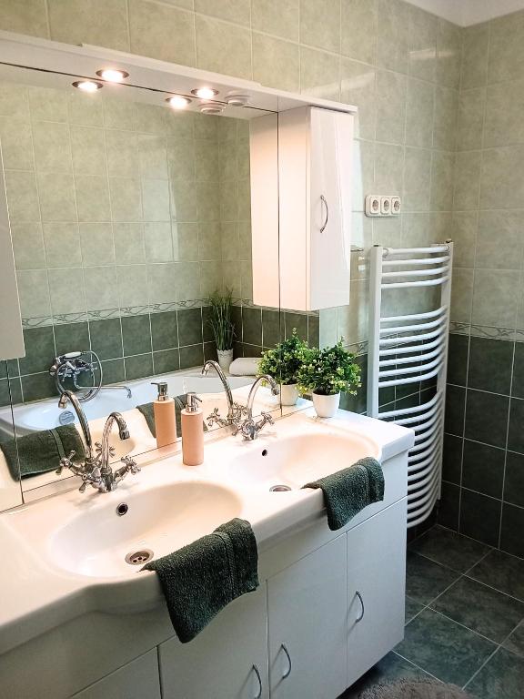 Orient Apartmanház - Resim 6