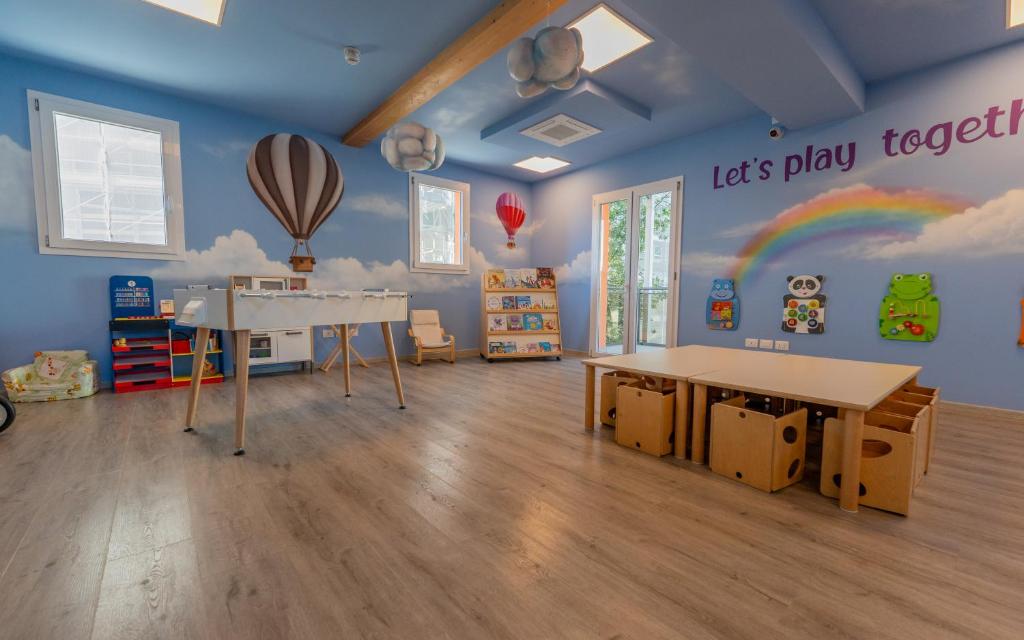 Dětský klub v ubytování Hotel Sheila
