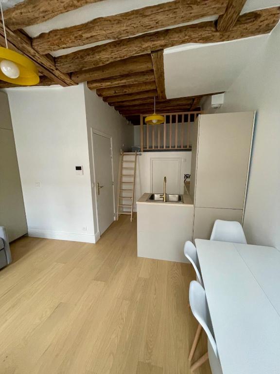 Photo de la galerie de l'établissement Studio cozy St Louis Versailles, à Versailles