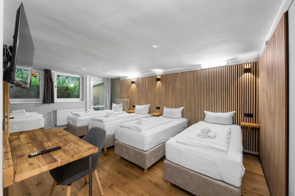 
Superior Family Room
