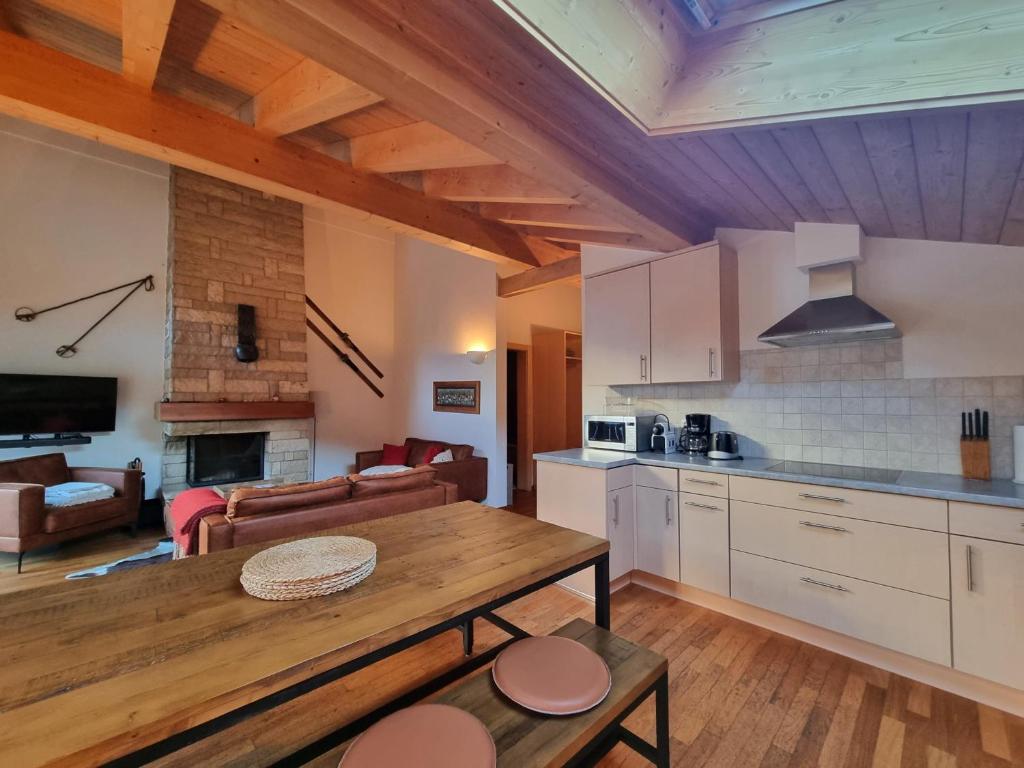 Kuchyň nebo kuchyňský kout v ubytování Haus Serac
