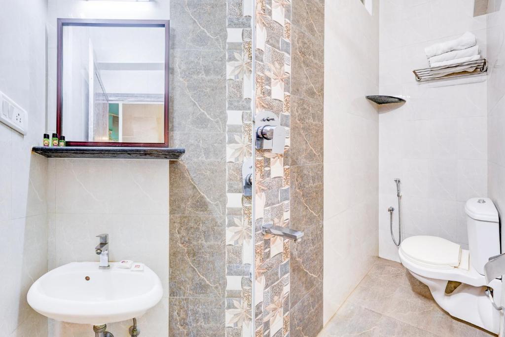 Super Townhouse Chennai Near Airport Formerly Sai Bala Budgetにあるバスルーム