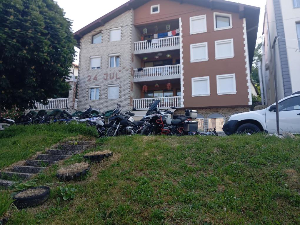 Budova, kde se hotel nachází